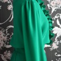 zaļa zīda kleita, garās piedurknes, volāni, sieviešu kleitas šūšana, kleita, dekoltē, pogas, bplata josta, S izmērs, šūšana pārdaugavā